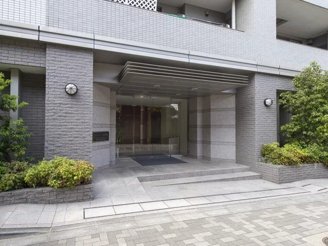 オリンピアード麻布霞坂　エントランス