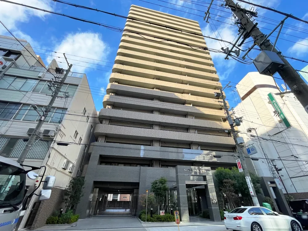 リーガルタワー船場 外観