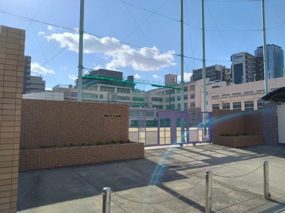 大阪市立天満中学校
