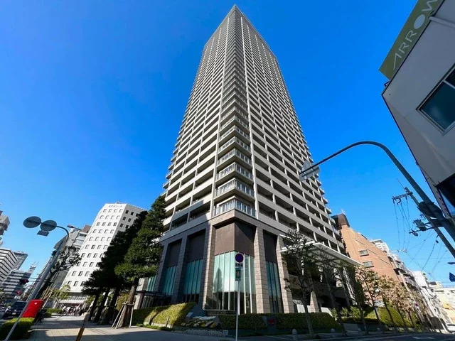 ウェリス上本町ローレルタワー 外観