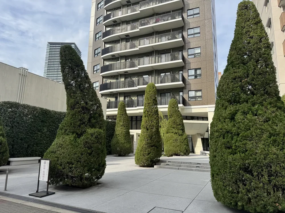 パークタワー大阪中之島フロント アプローチ