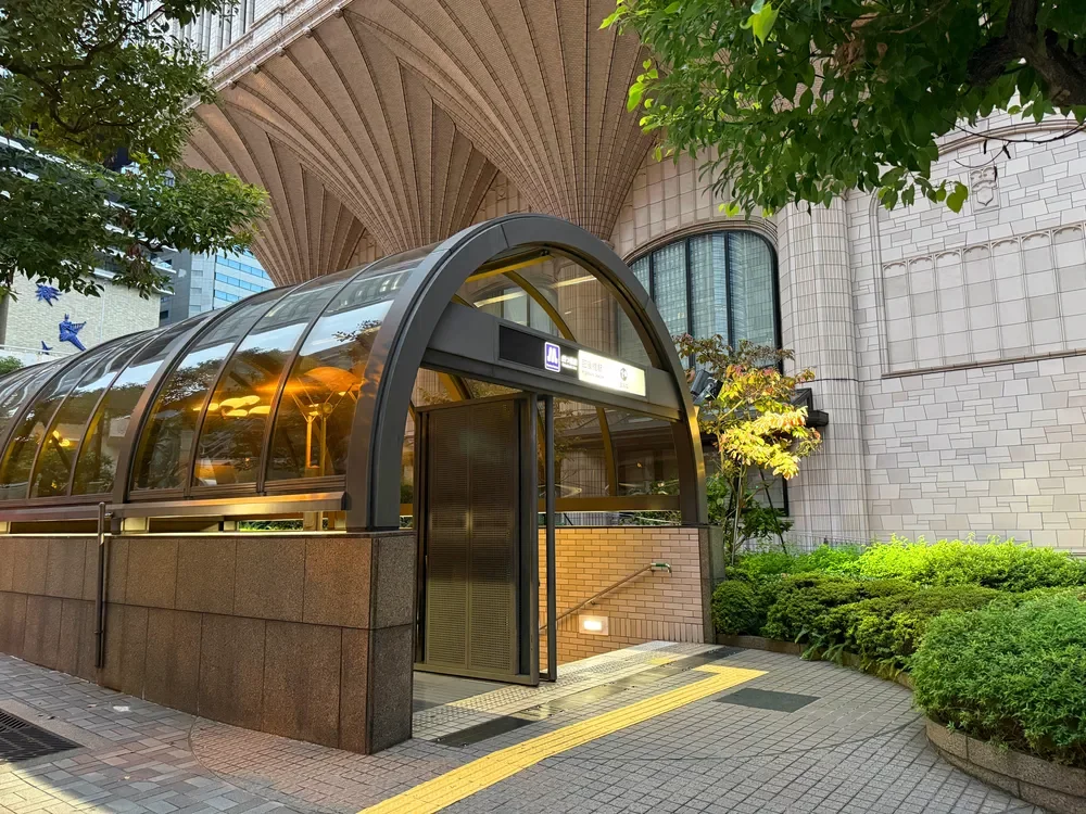 大阪メトロ 肥後橋駅