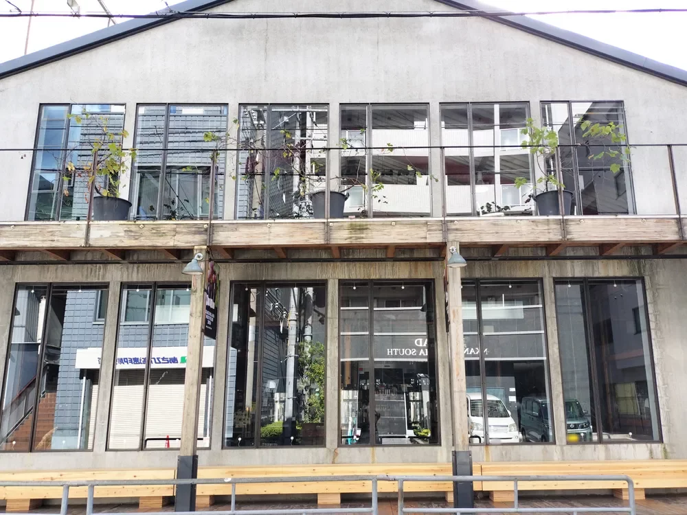 ワイン＆コーヒーロースターズ　タカムラ