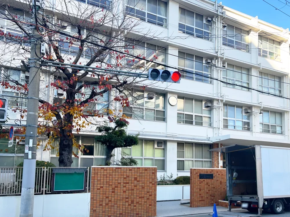 大阪市立八坂中学校