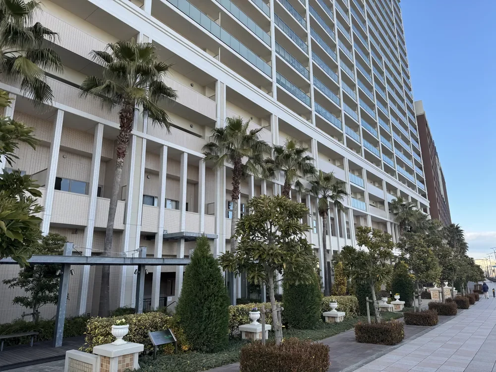 ルナタワー・ハリウッドプレイス 外観