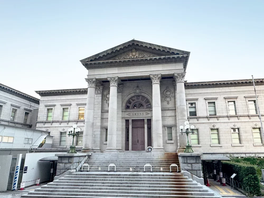 大阪府立中之島図書館