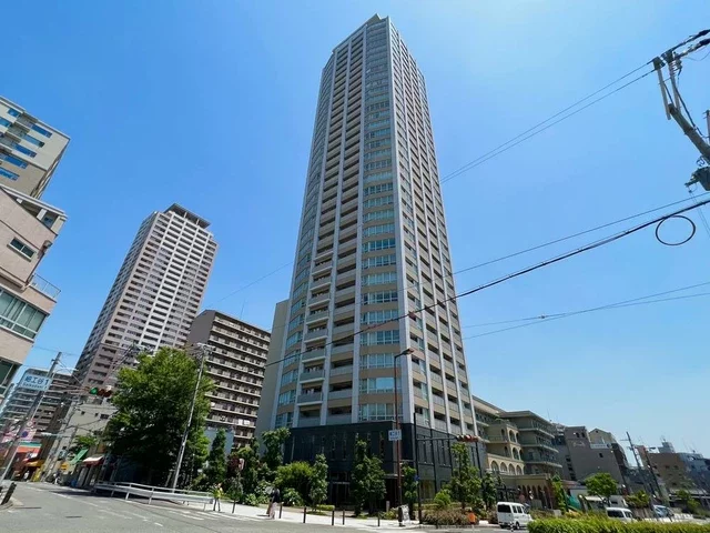 レジデンスタワー上本町 外観