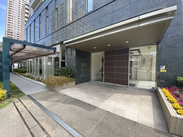 レジデンスタワー上本町 アプローチ