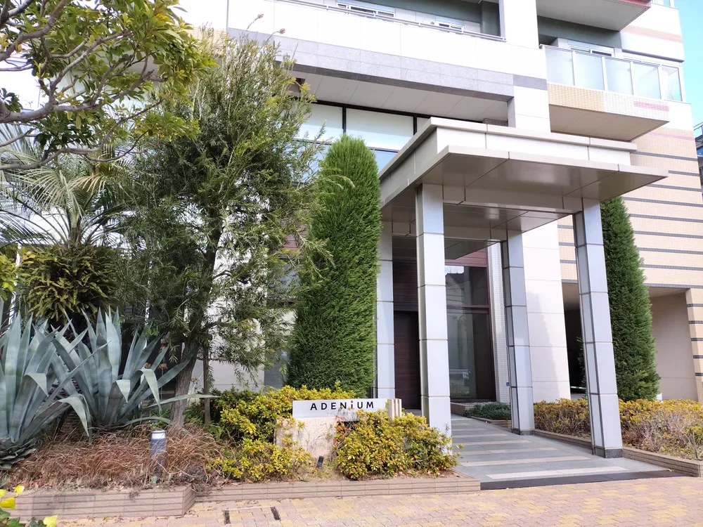 アデニウムタワー梅田イーストスクエア エントランス