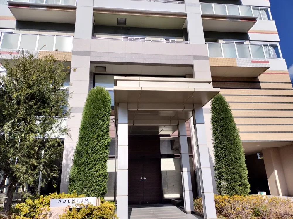 アデニウムタワー梅田イーストスクエア エントランス