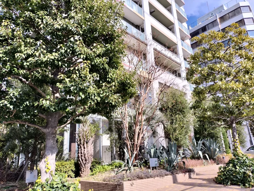 アデニウムタワー梅田イーストスクエア 外観