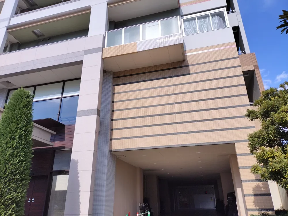 アデニウムタワー梅田イーストスクエア 外観