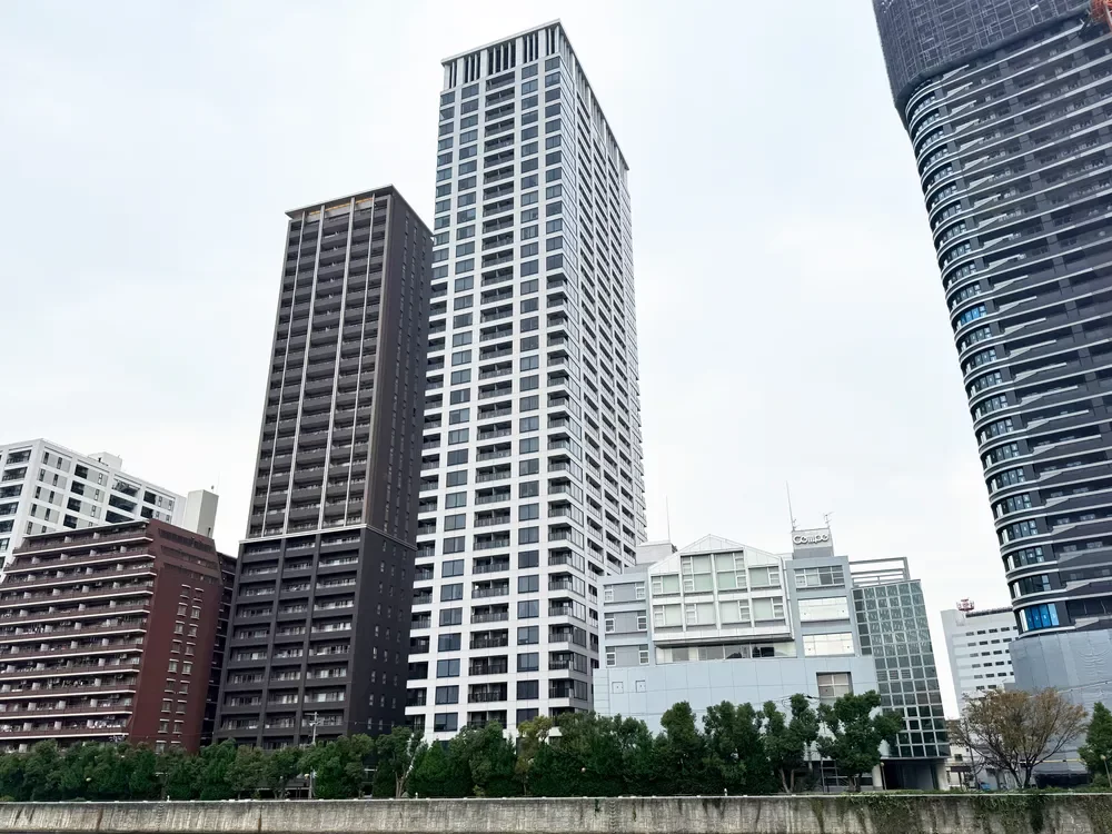 クレヴィアタワー中之島 外観