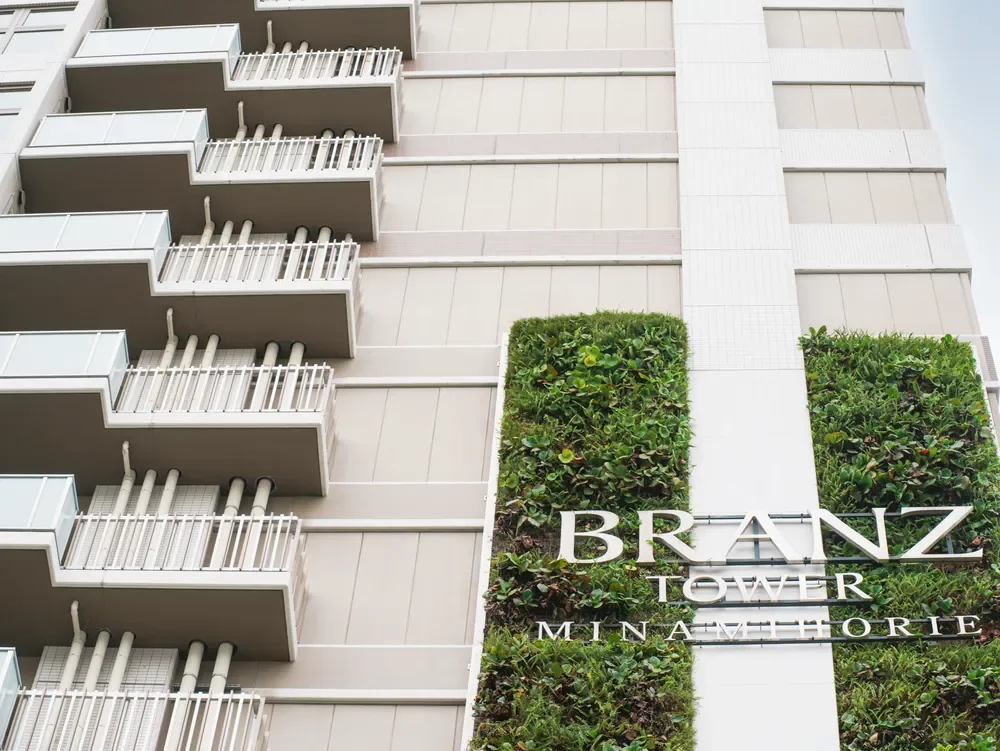 ブランズタワー南堀江 レリーフ