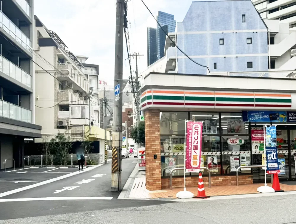 セブンイレブン 梅田万歳町店