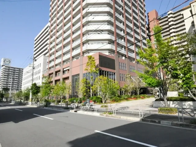 阿波座ライズタワーズ フラッグ46OMPタワー アプローチ