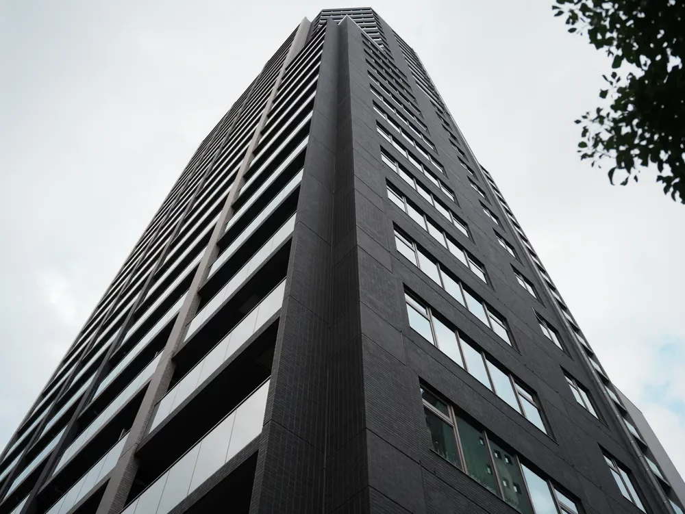 ピアッツァタワー上本町　外観