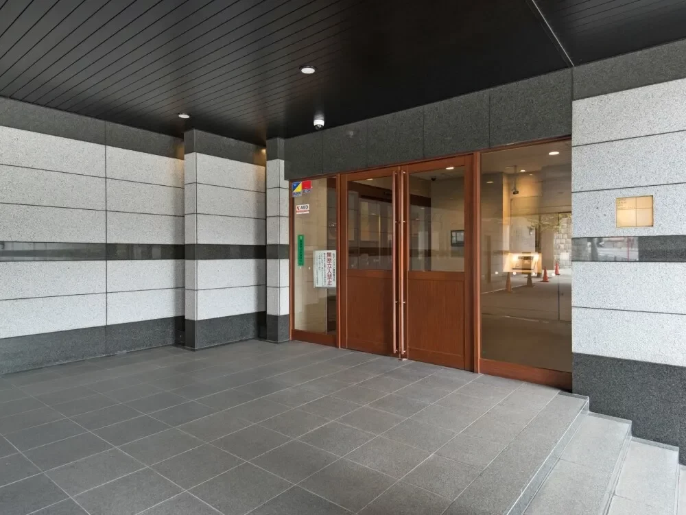 ファミールグラン三田伊皿子坂 エントランス