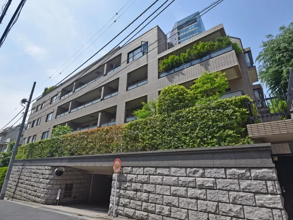 ディアナガーデン神宮前