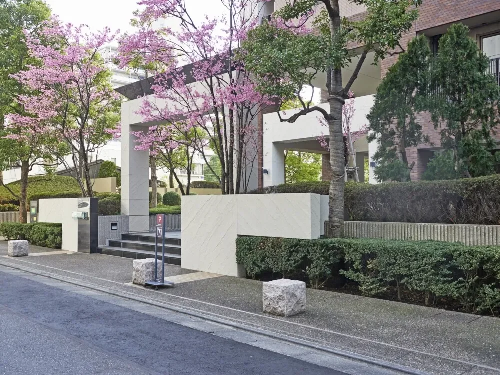 コスモ東京ベイタワー アプローチ