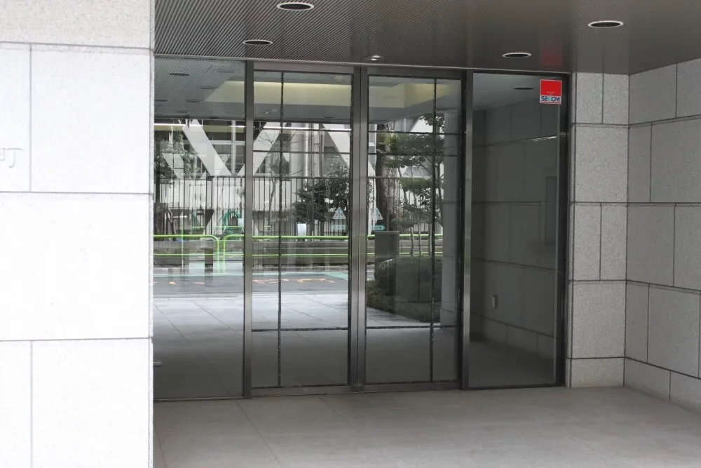 フォルム六番町 エントランス