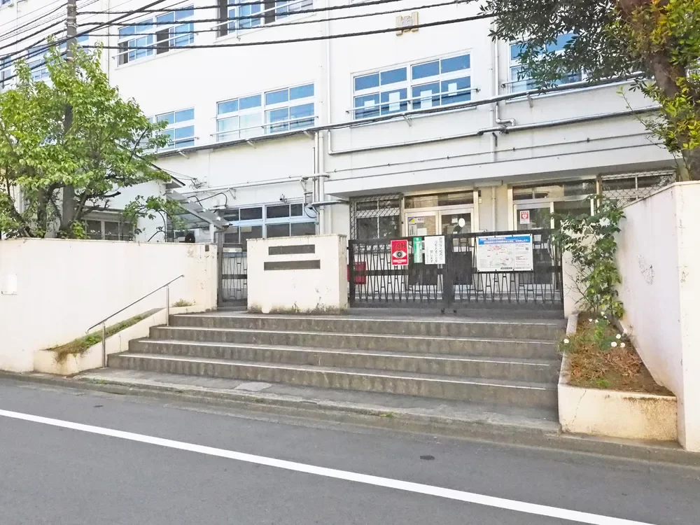 渋谷区立広尾中学校