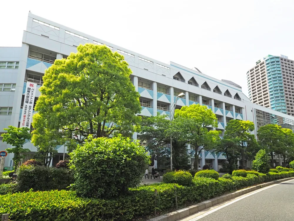 中央区立佃中学校