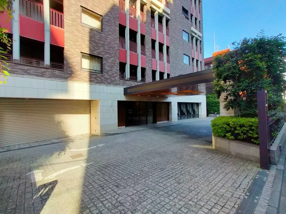 フォーシーズンズグランデ一番町 アプローチ