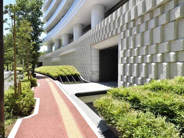 パークコート青山ザタワー アプローチ