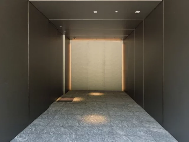 パークコート青山ザタワー エントランス