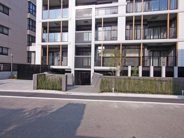 シティハウス四谷坂町 アプローチ