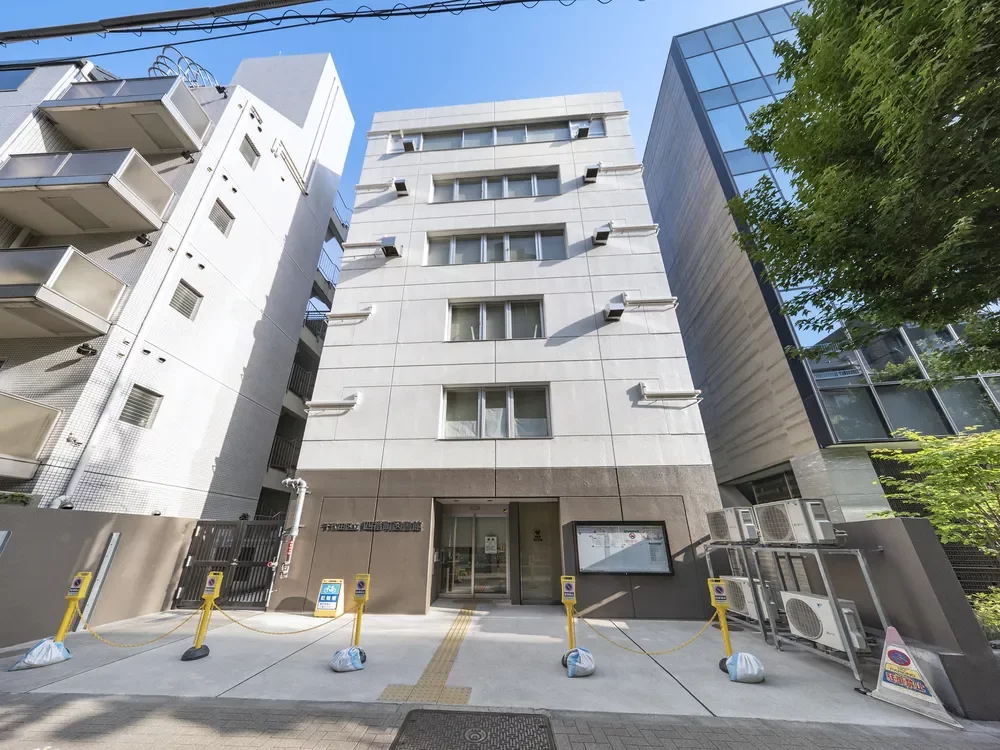 千代田区立四番町図書館