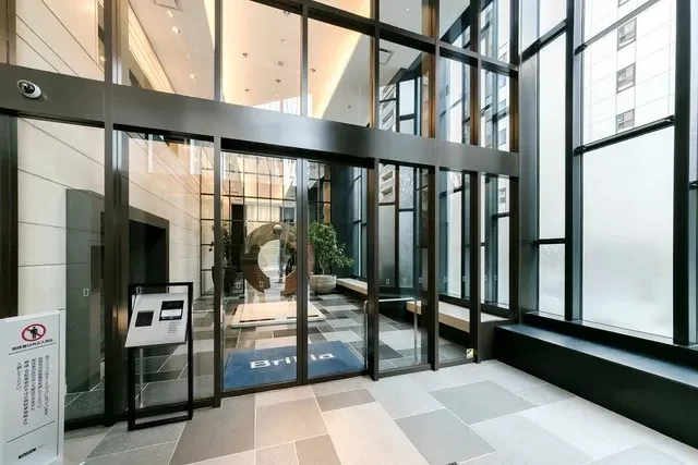 ブリリア一番町 アプローチ