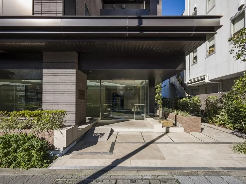 ルフォン白金台ザ・タワーレジデンス エントランス