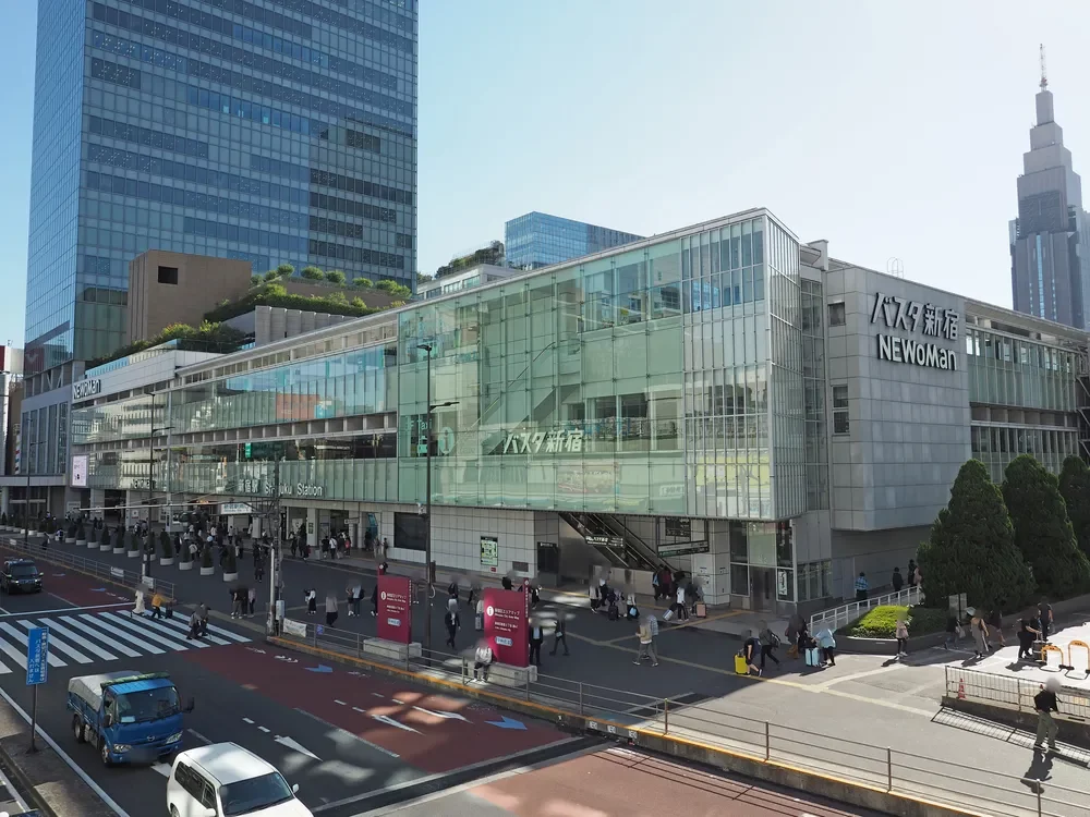 「新宿」駅周辺