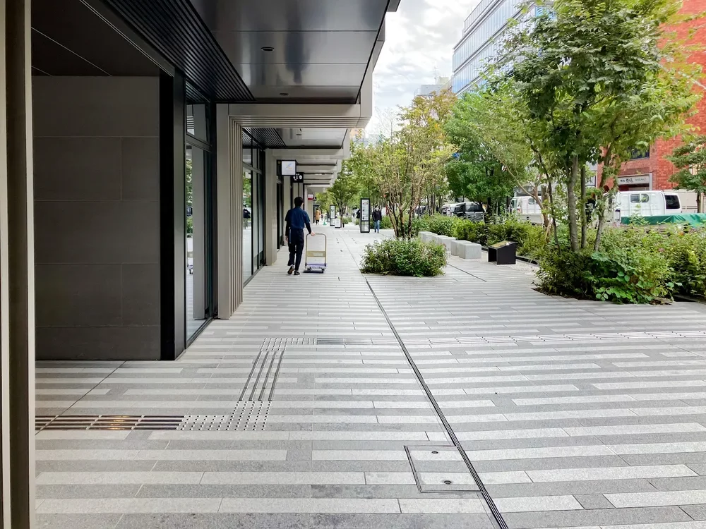 ザ・レジデンス四谷前の通り