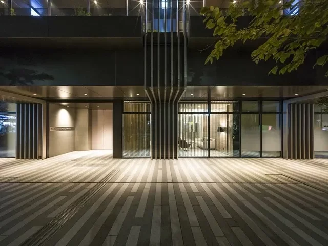 ザ・レジデンス四谷 エントランス