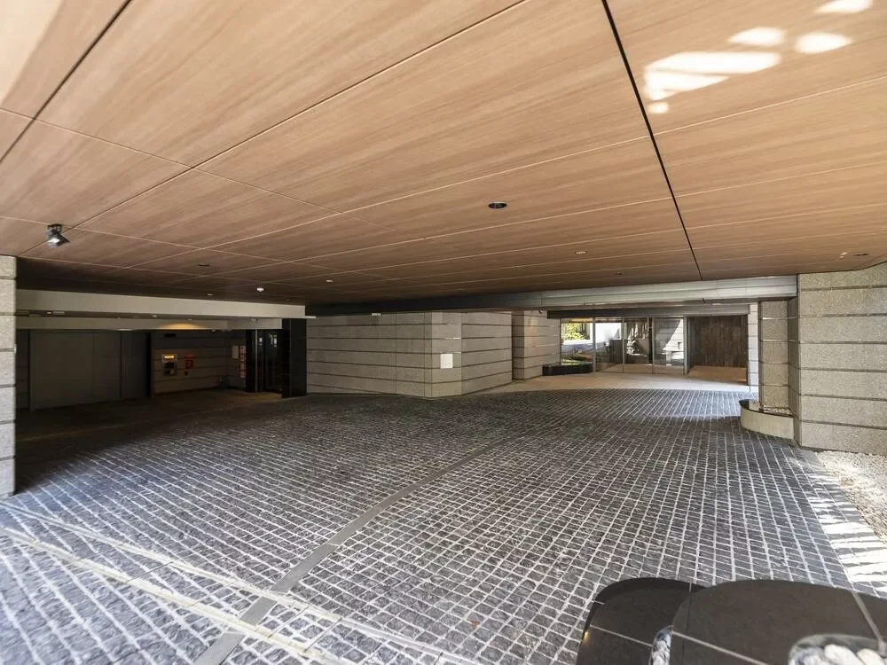 リーフィアレジデンス上原 車寄せ