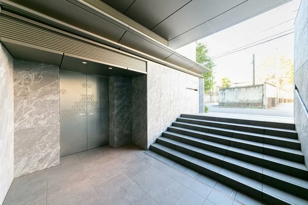 プラウド代官山テラス エントランス