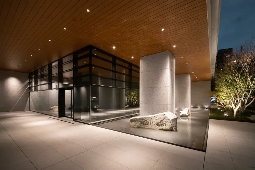 白金ザ・スカイ エントランス