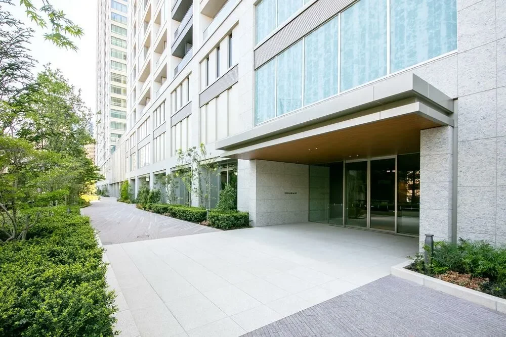 白金ザ・スカイ 西エントランス