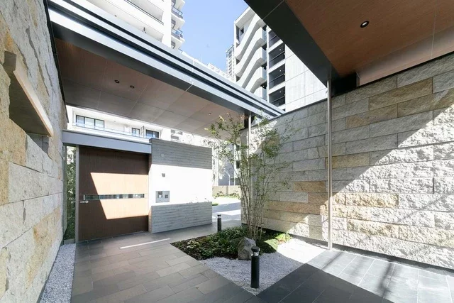 アトラスタワー白金レジデンシャルアプローチ