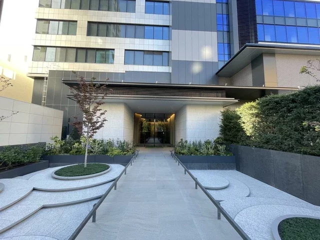 ブランズ渋谷桜丘アプローチ