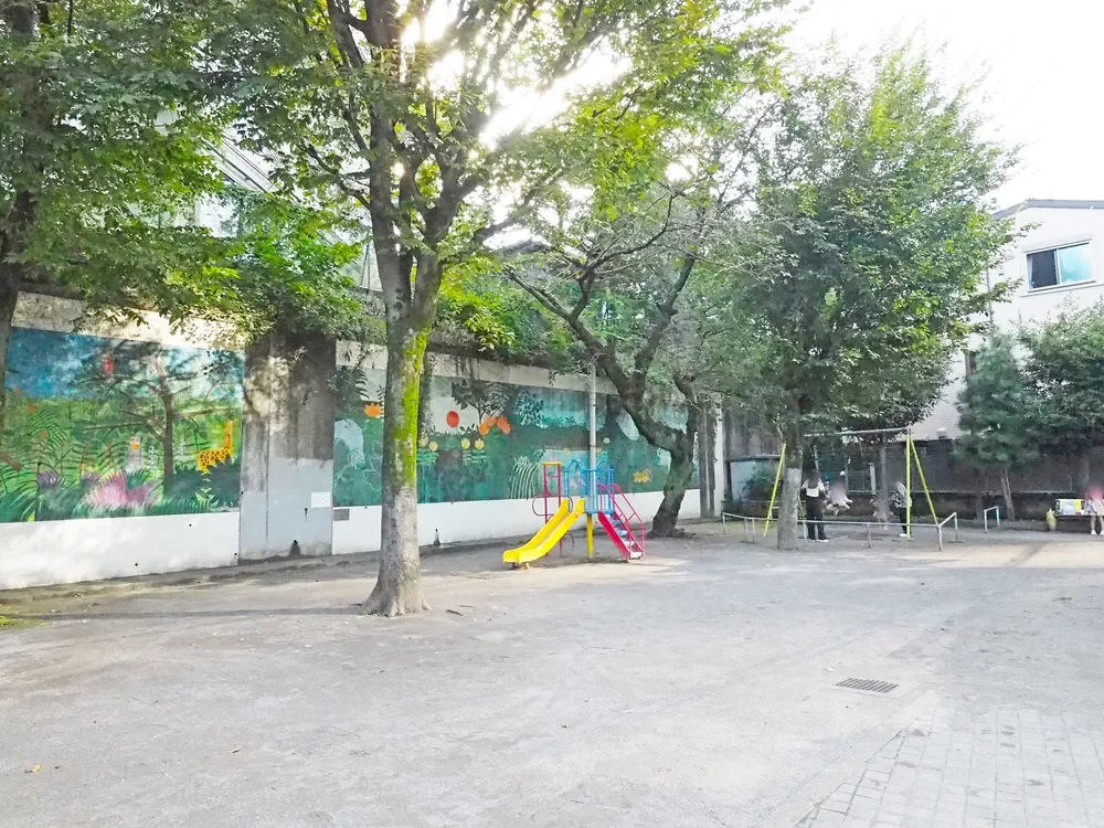 鶯谷児童遊園地