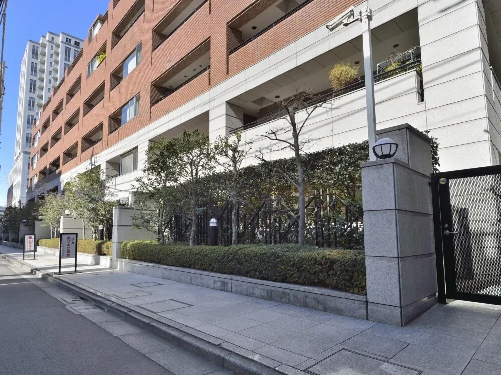 ヴェーゼント赤坂新坂 アプローチ