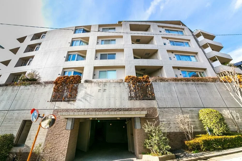 ノーツ目黒青葉台 ENTRANCE EAST