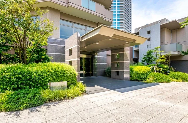 ローレルコート新宿タワー エントランス