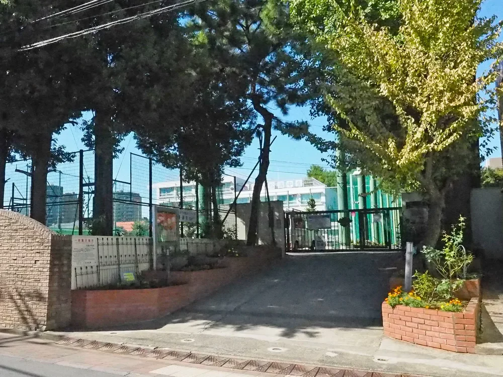 渋谷区立松濤中学校