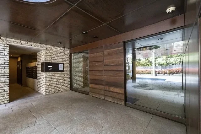 パークコート市谷加賀町二丁目 エントランス