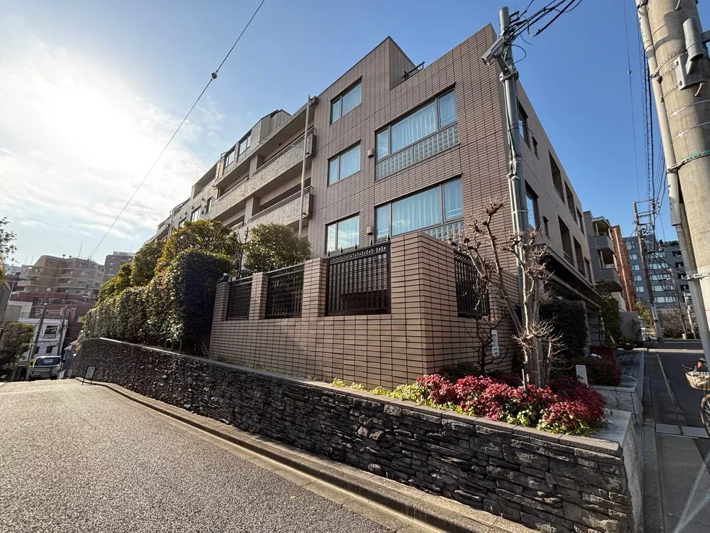 ライオンズマンション南青山グランフォート 外観